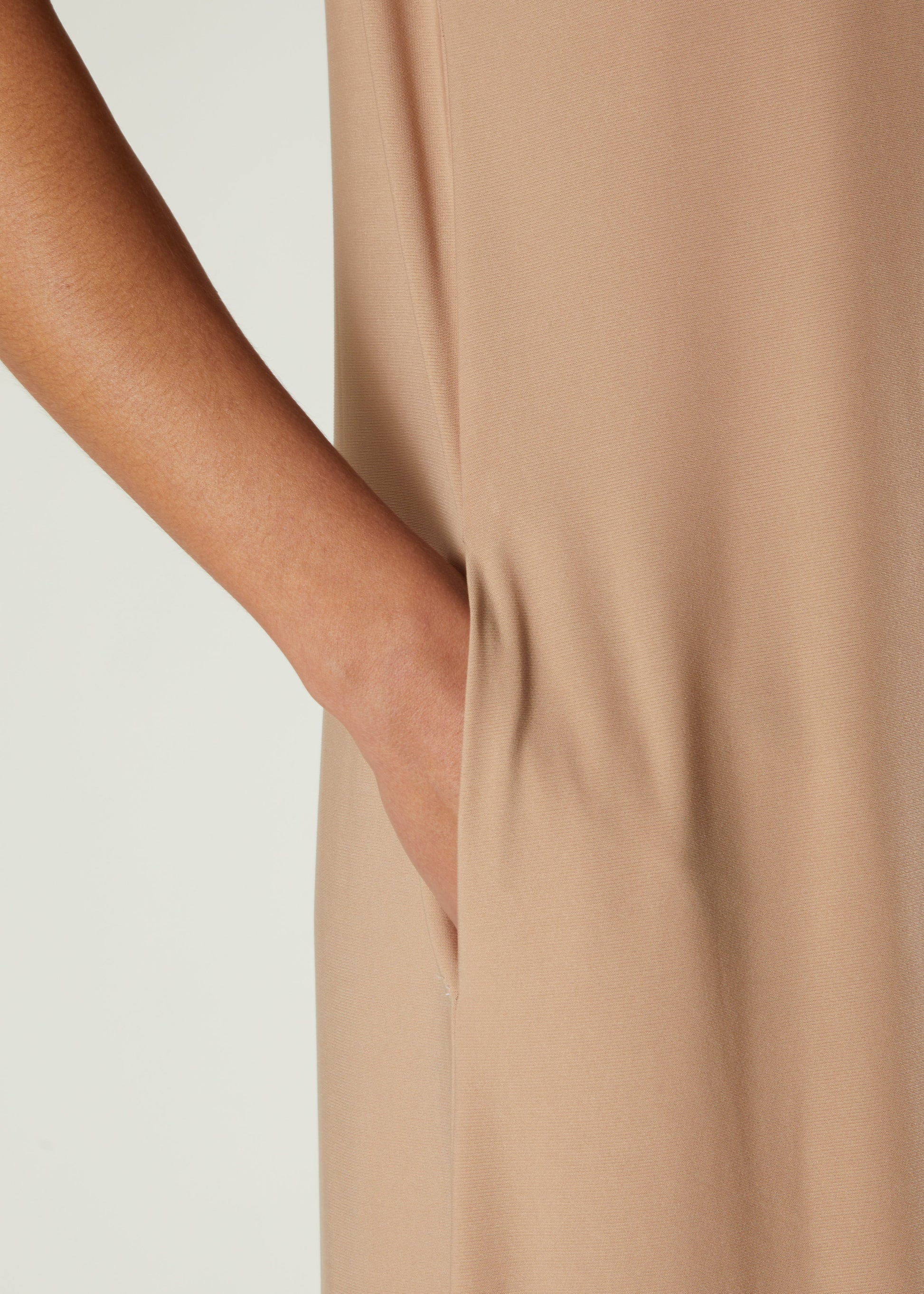 Second Skin Slip Sand