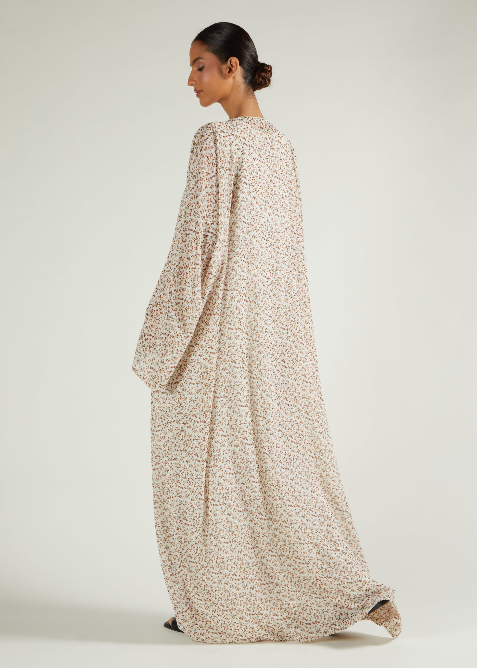 Cream Floral Prayer Abaya & Hijab