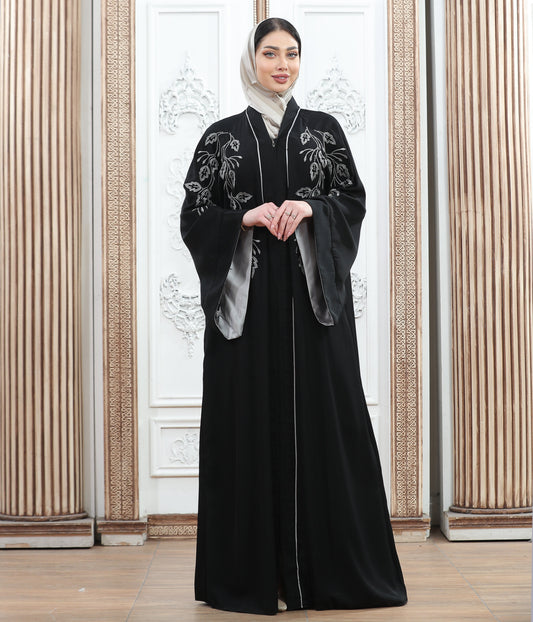 Embroidered women's abaya