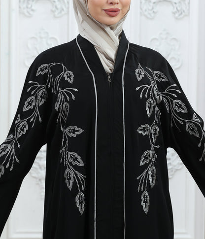 Embroidered women's abaya