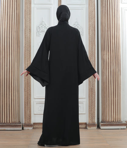 Embroidered women's abaya