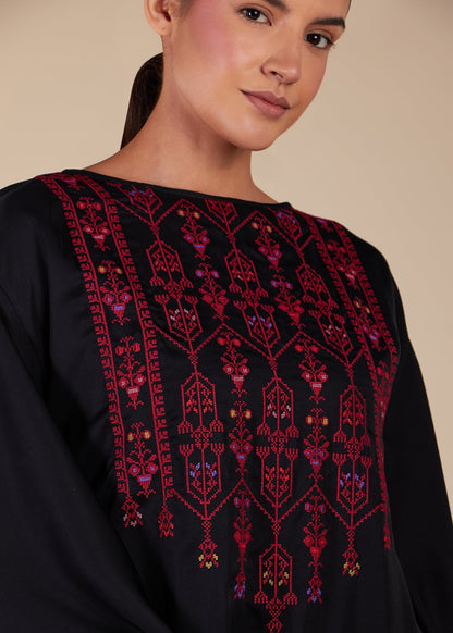 Floaty Tatreez Kaftan Black - Final Sale