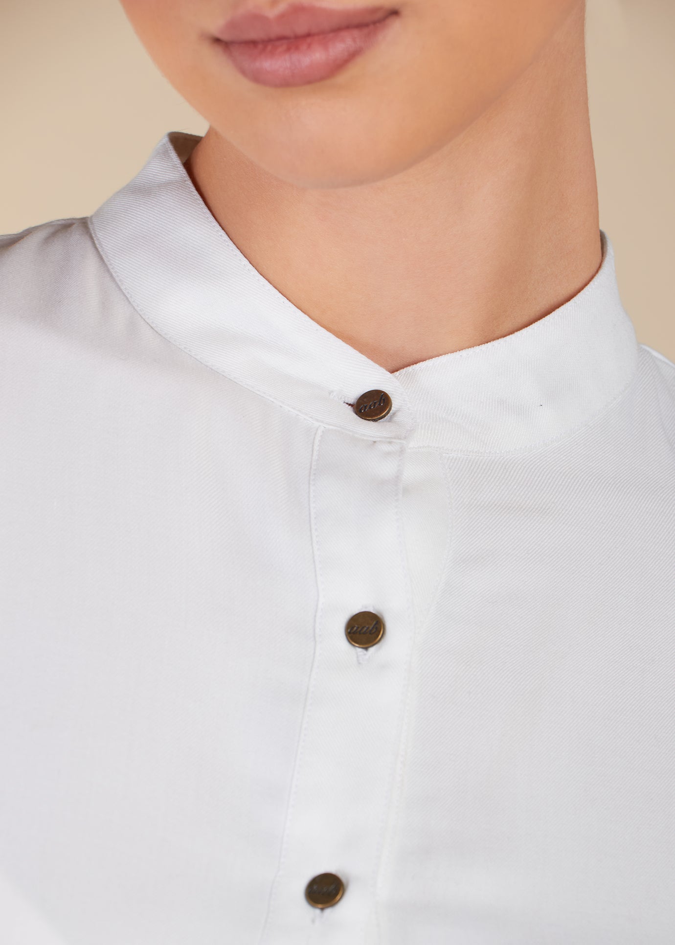 Elementary Abaya White - Final Sale