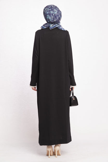 Long Knit Dress With Pearl Collar