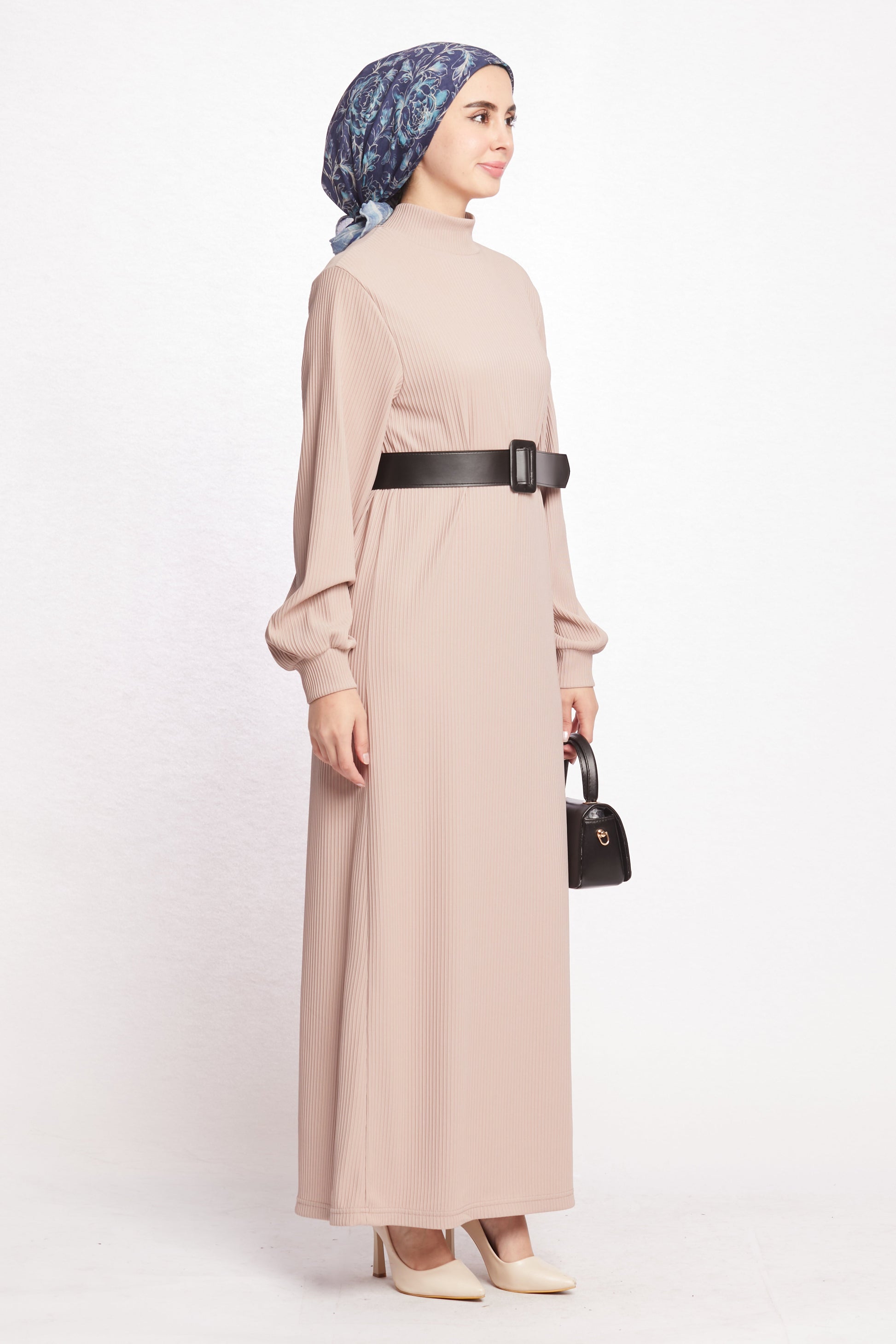 Long Dress with Collar and Belt Details