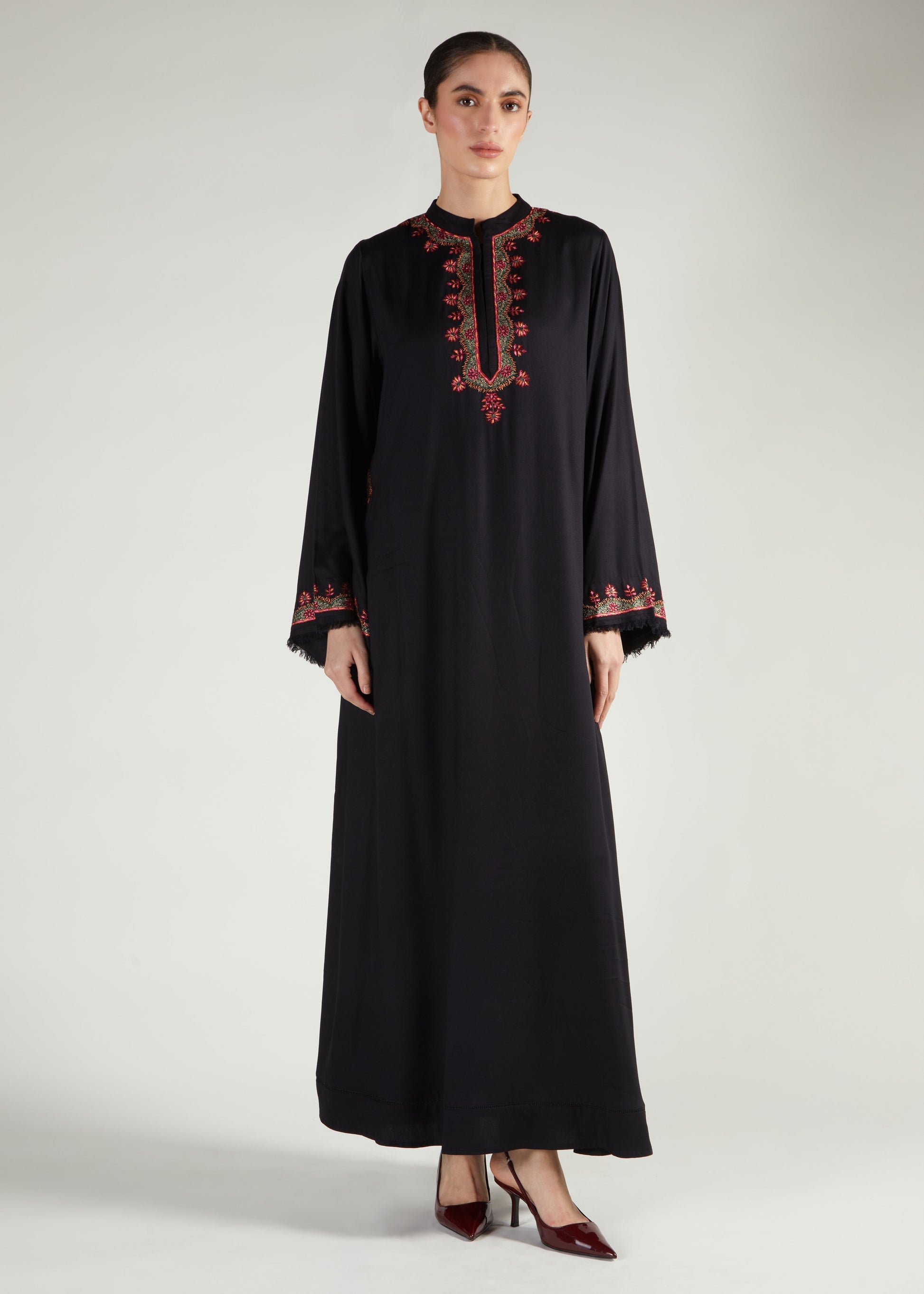 Jouri Abaya