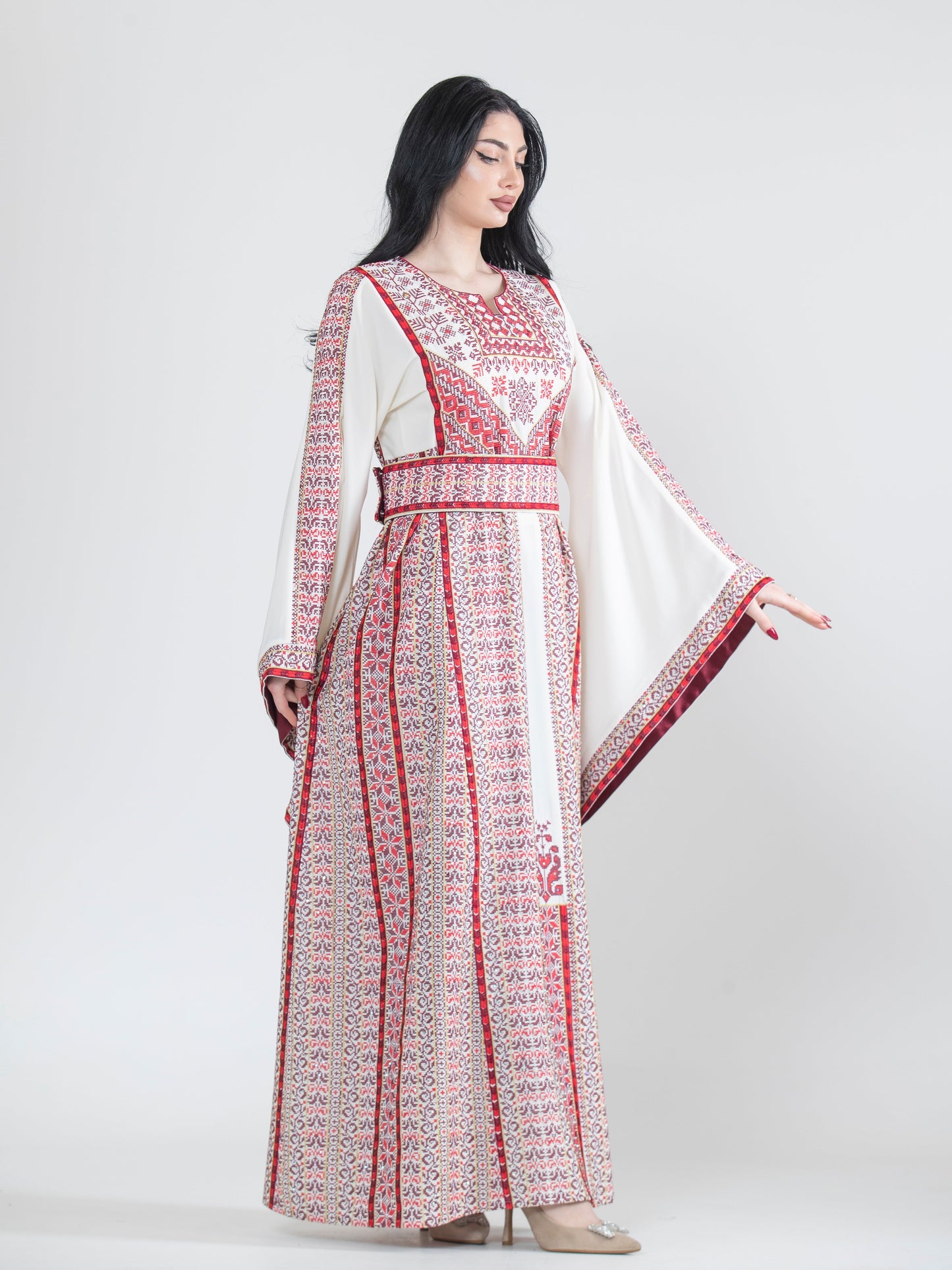 The Hiyam Traditional Embroidered Women’s Thobe