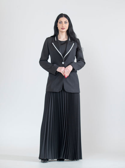 Dress with a modern blazer and pleated ruffles