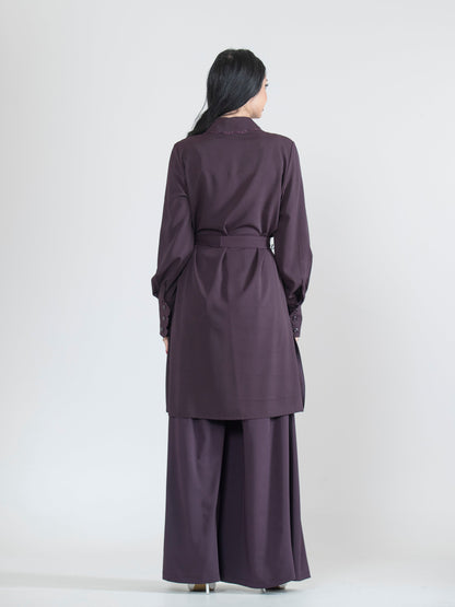Two-piece set with modern embroidery