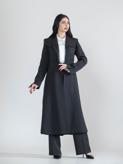 Two-piece trench coat set with modern embroidery