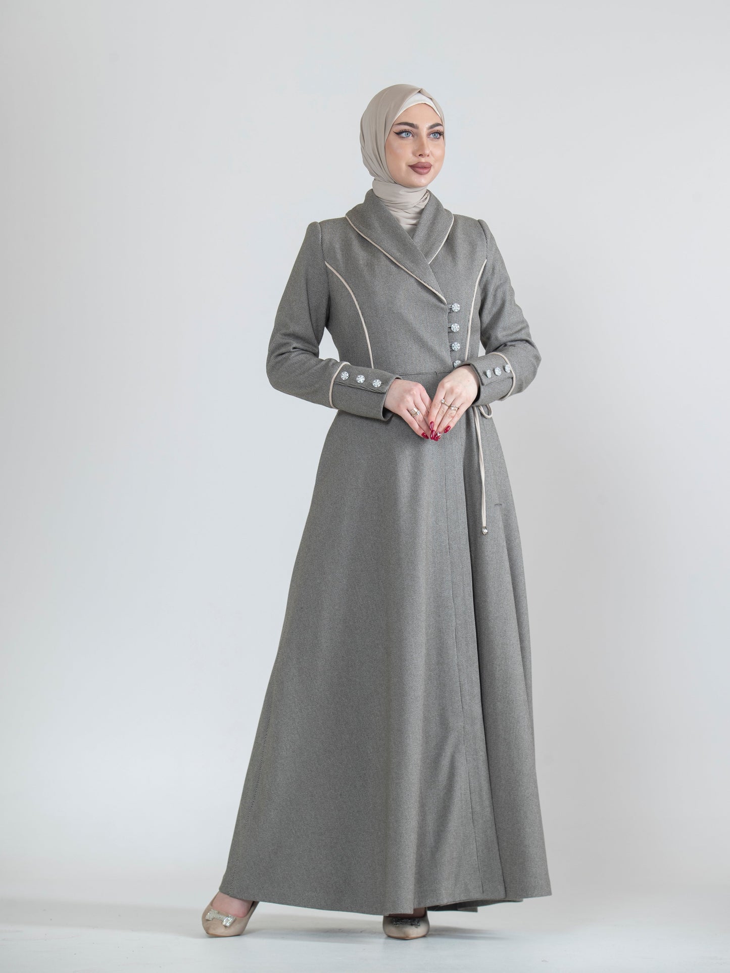 Elegant Warmth Jalabiya
