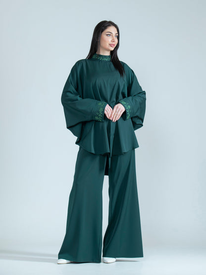 Women's embroidered set