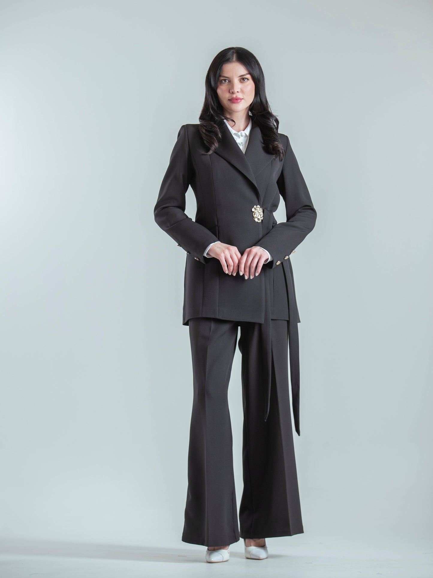 Elegant Charisma Women's Set