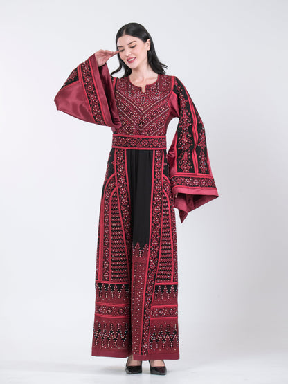 Layan Embroidered Thobe