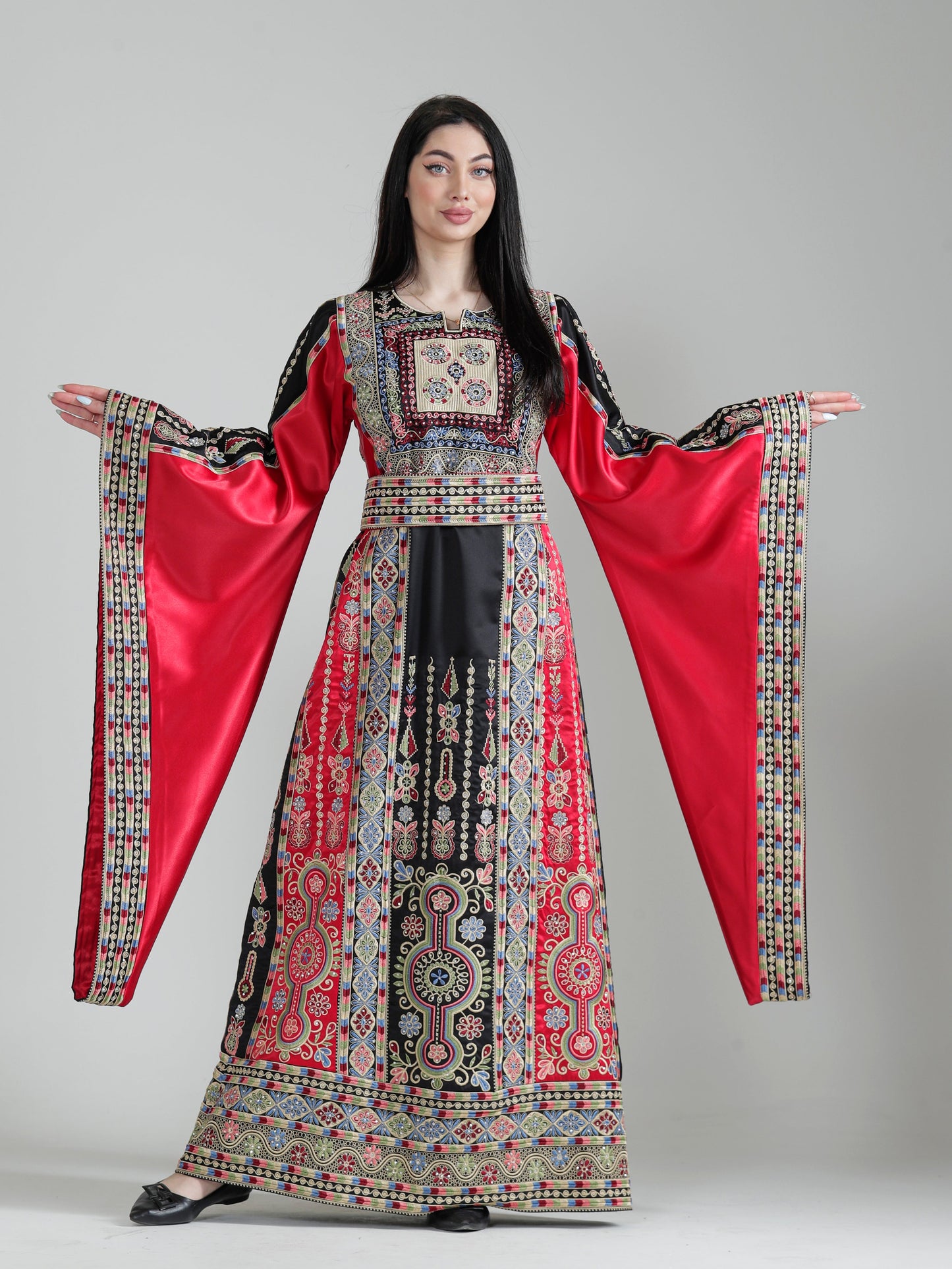 Embroidered Al-Sultana Thob