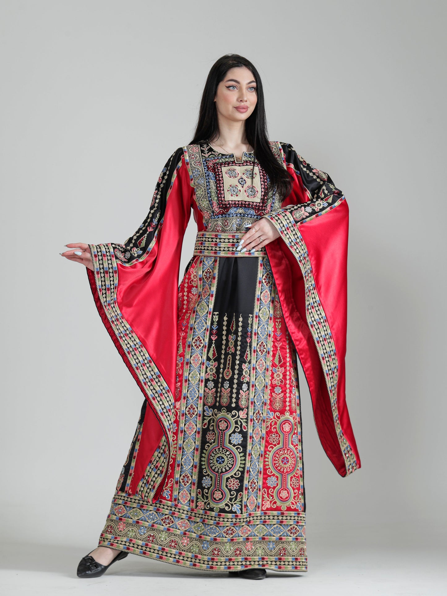 Embroidered Al-Sultana Thob