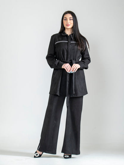 A set that embodies the spirit of embroidery