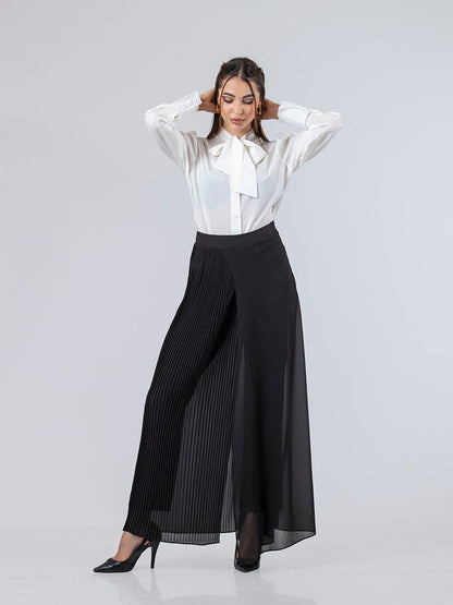 Women's pleated pants