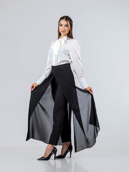 Women's pleated pants