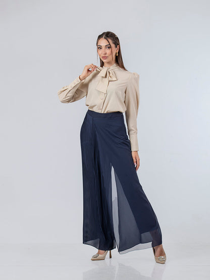 Women's pleated pants