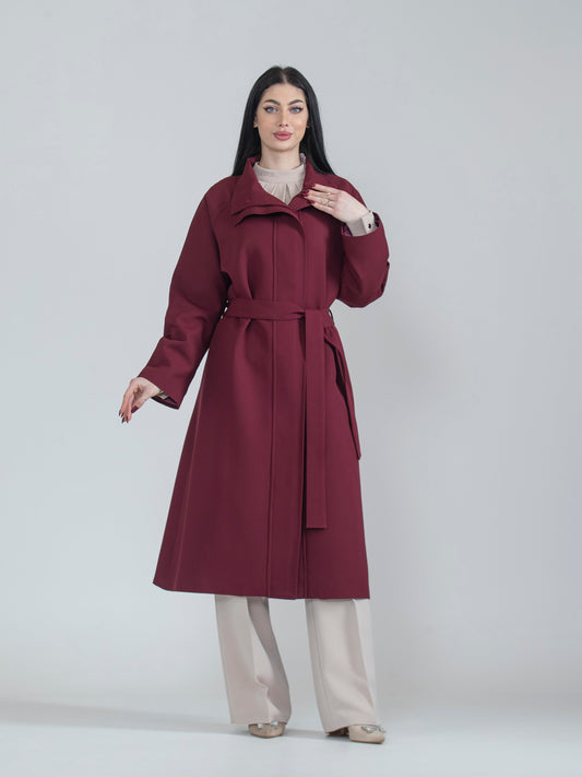Women's long jacket with a distinctive collar