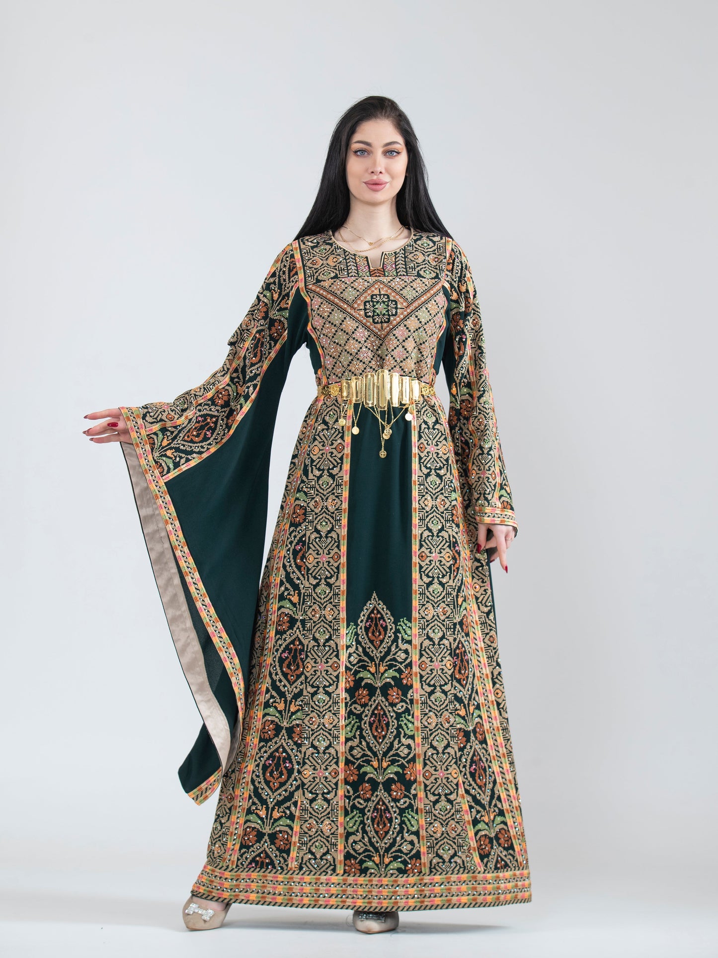 Embroidered Women’s Thobe of Wheat Ears