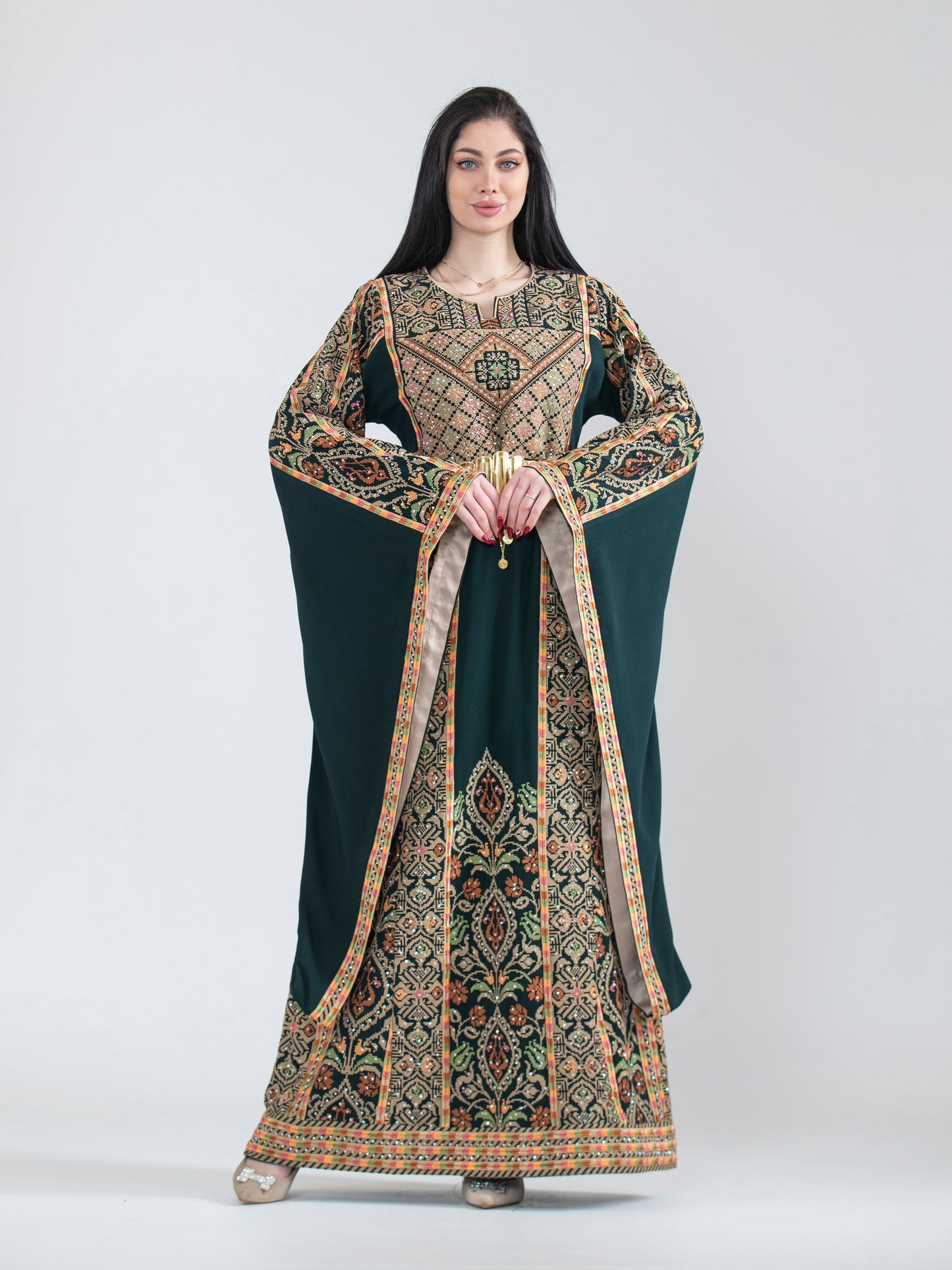 Embroidered Women’s Thobe of Wheat Ears