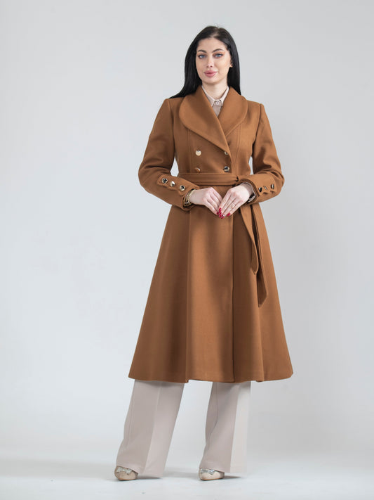 Jacket with distinctive buttons