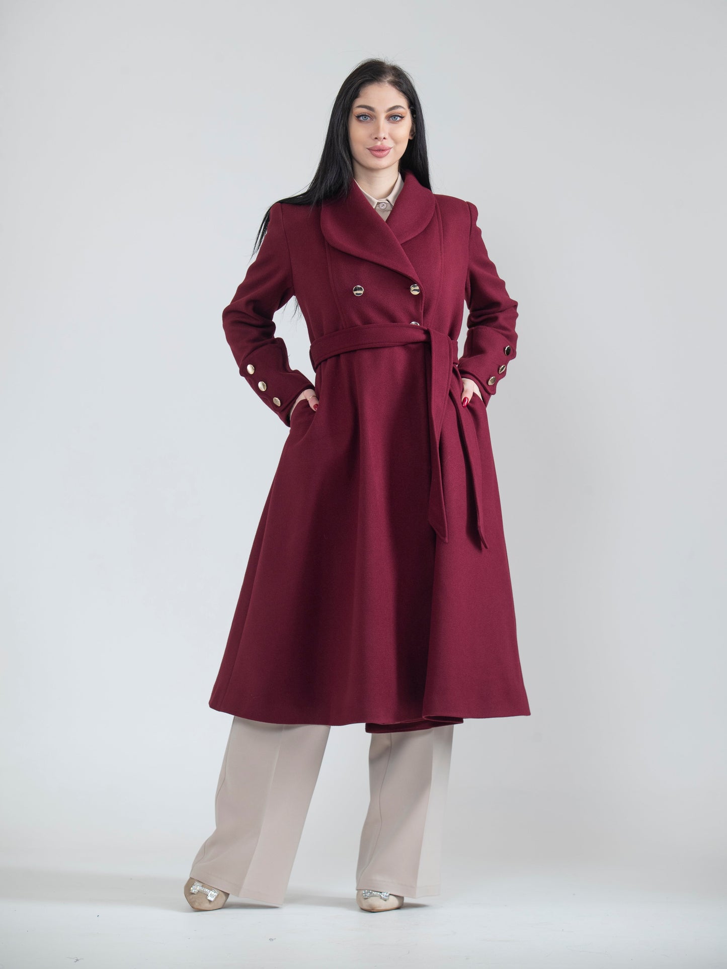 Jacket with distinctive buttons
