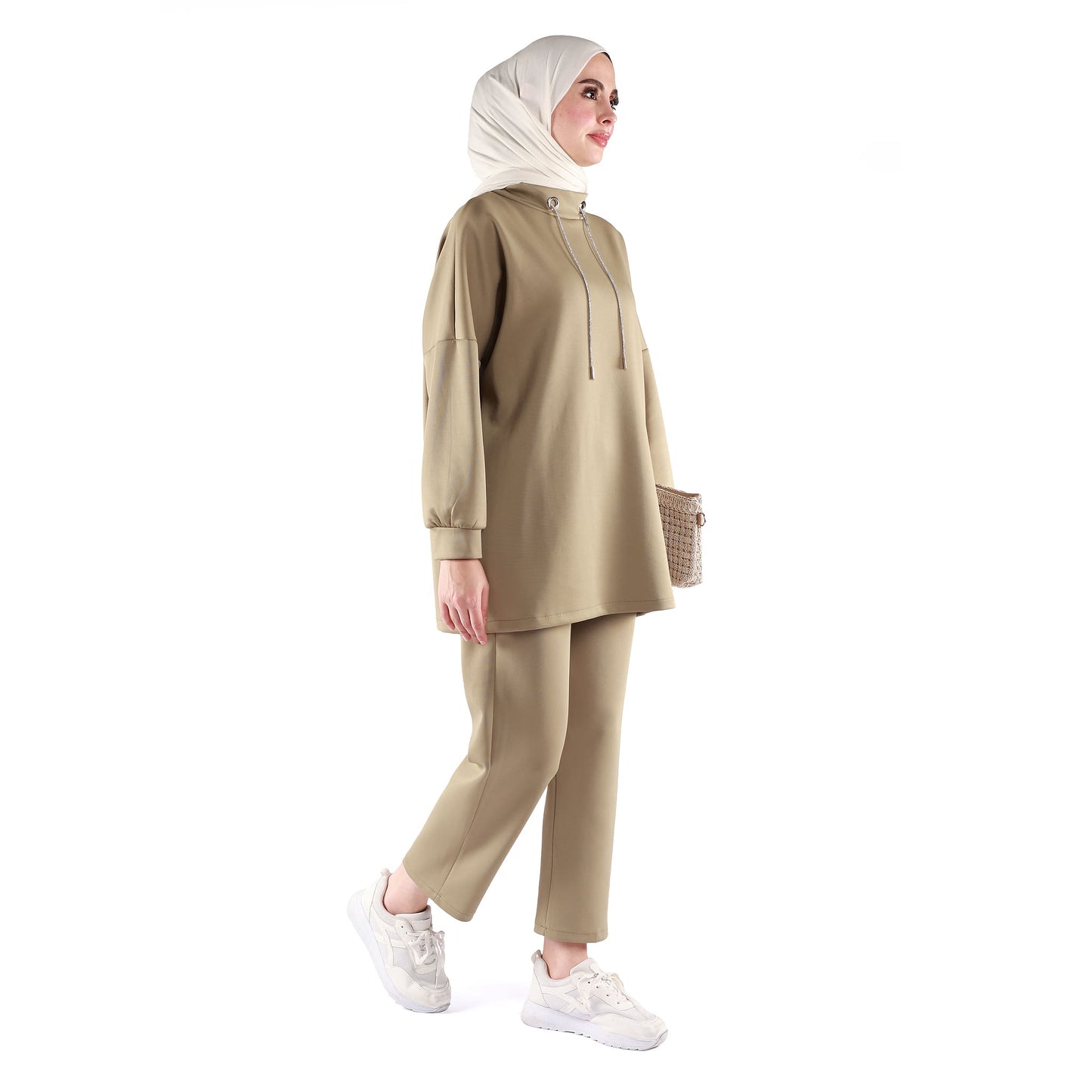 Low Collar Judge Collar Trouser Suit