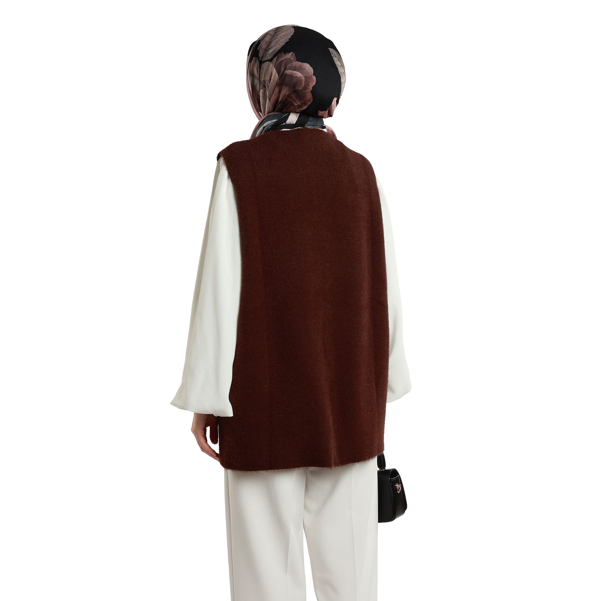 Gold Button Detailed Knitted Waistcoat
