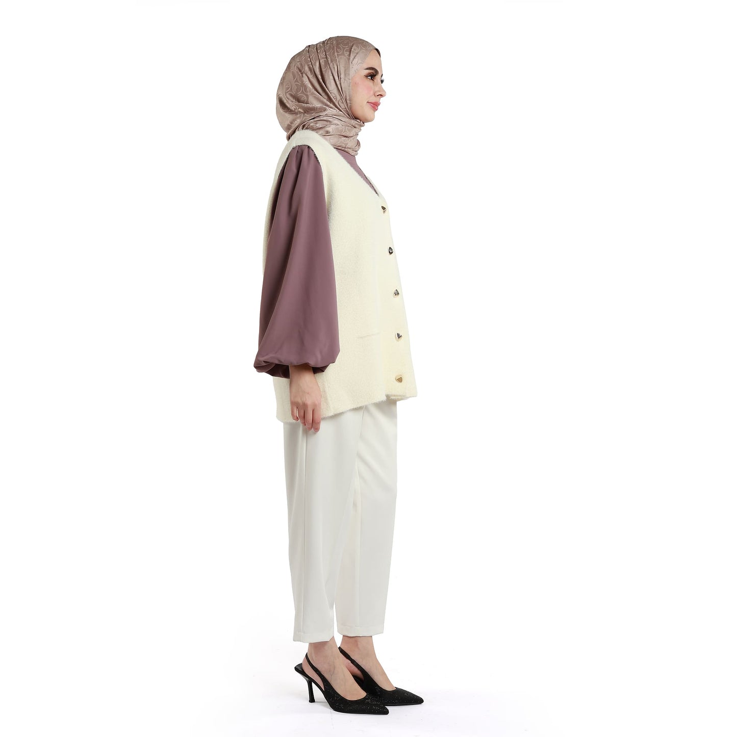 Gold Button Detailed Knitted Waistcoat