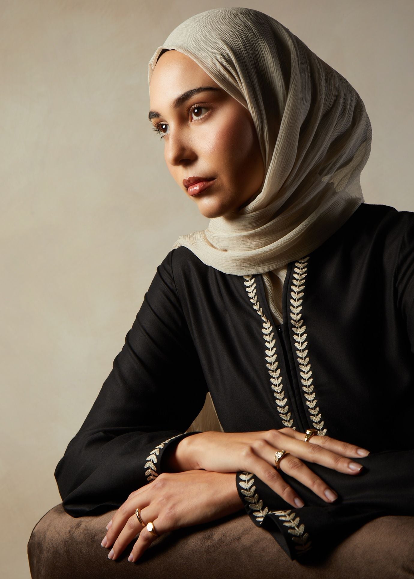 Oak Leaf Abaya