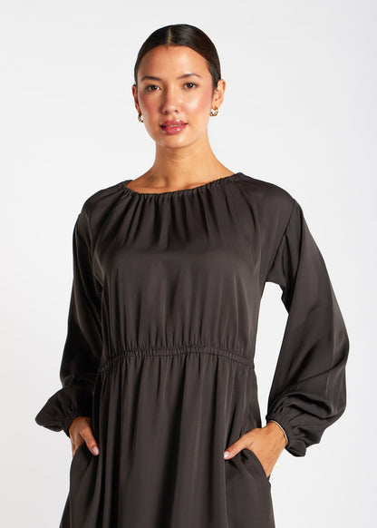 Pleated Abaya Charcoal - Final Sale