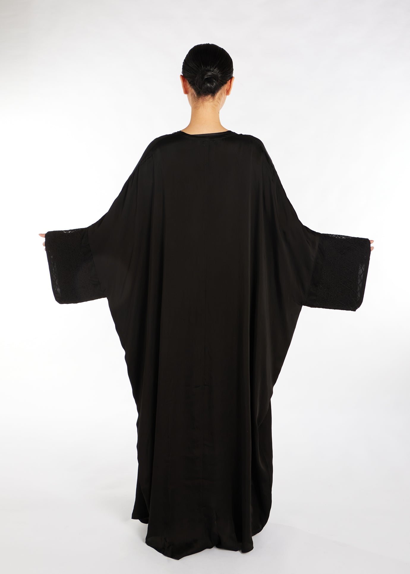 Hanami Open Abaya