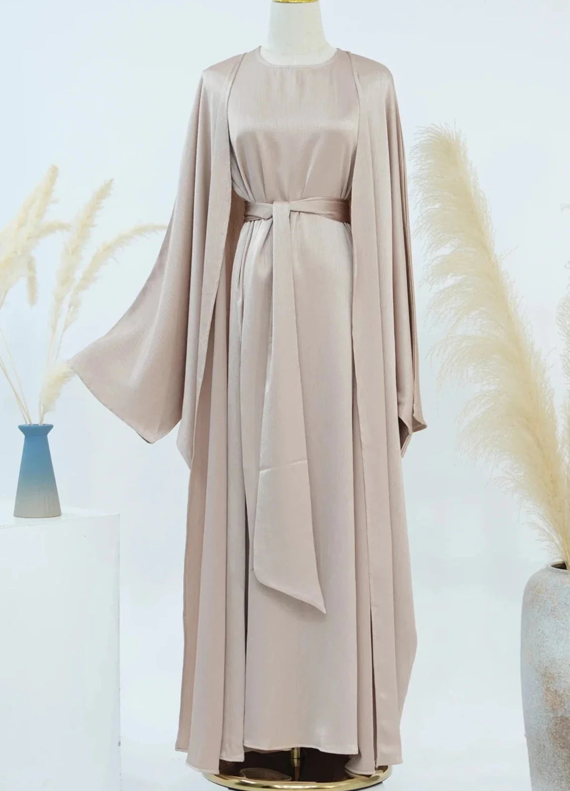 Lamiah Satin Abaya Set