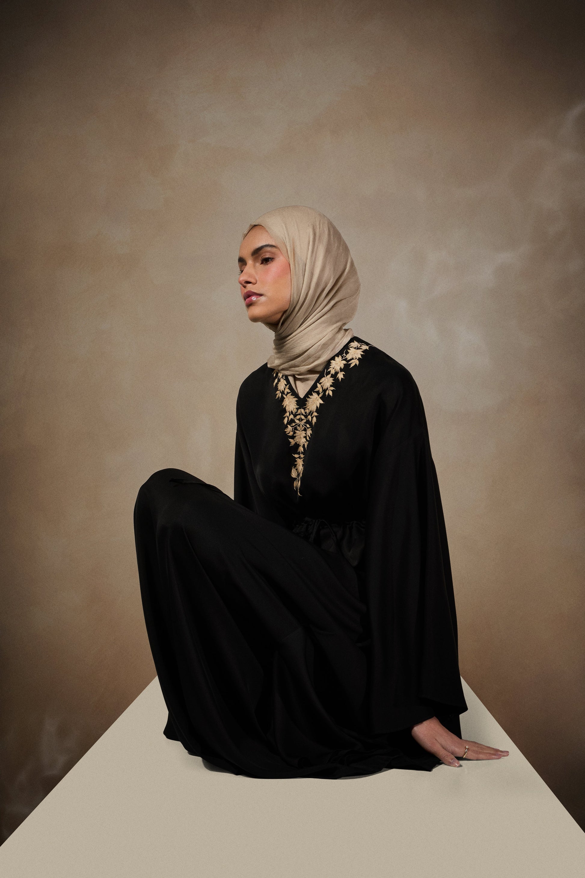 Cascade Kaftan Black