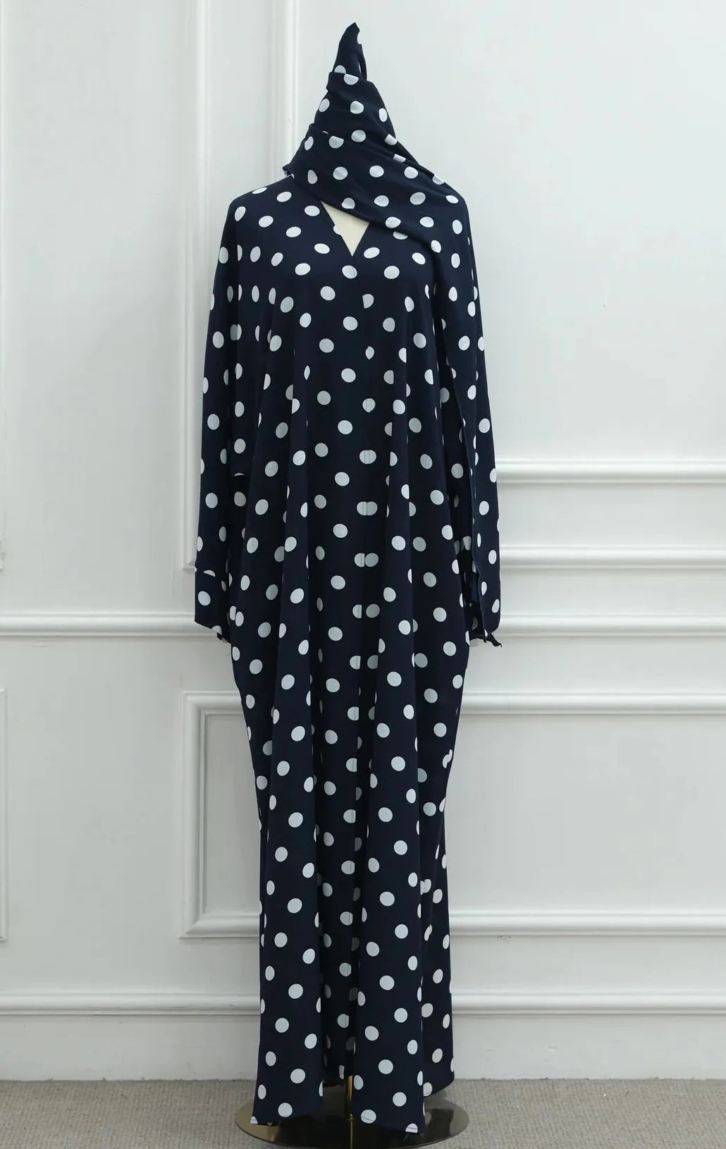 Reeah Polkadot Abaya Set