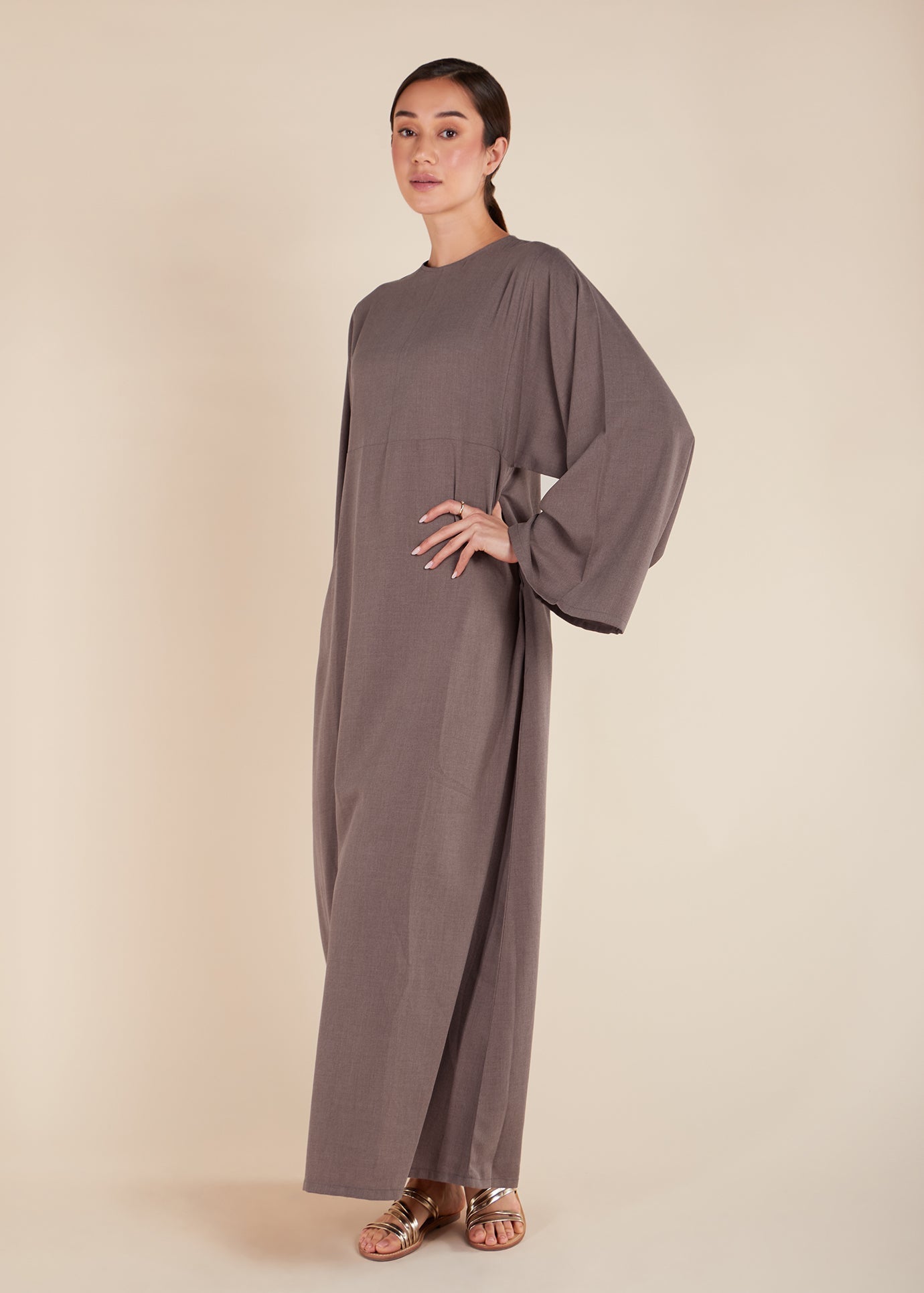 Simple Seam Abaya Coffee - Final Sale