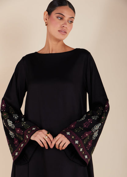 Tatreez Abaya