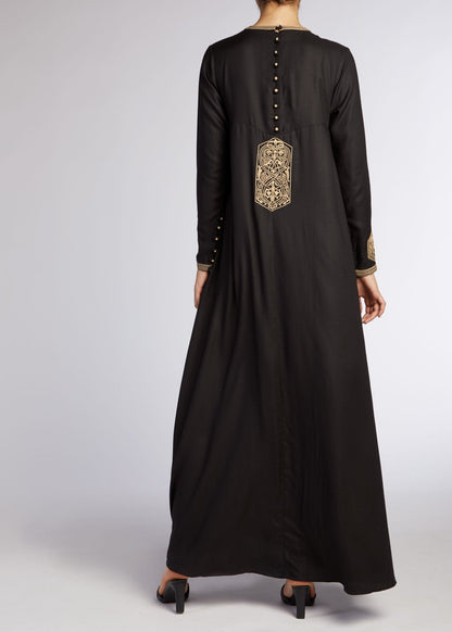 Tayaat Abaya
