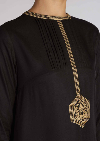 Tayaat Abaya