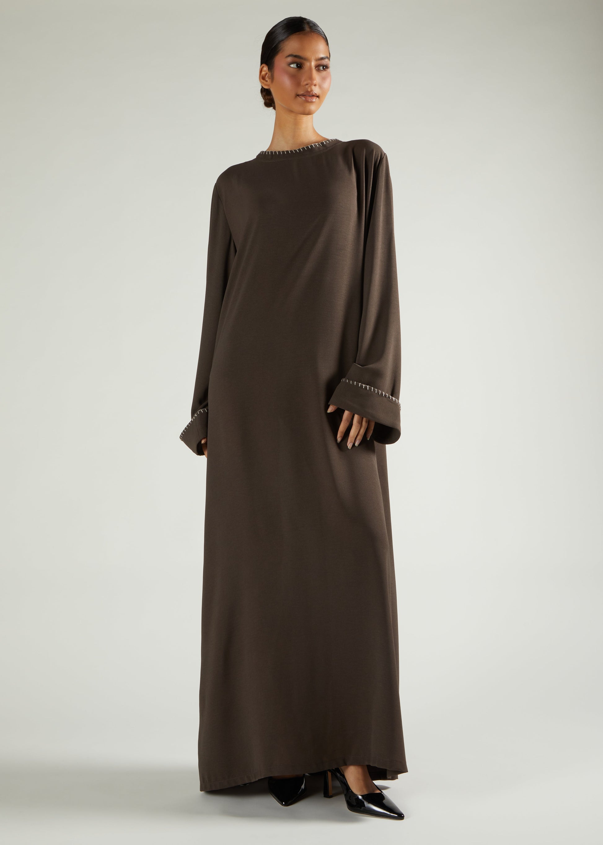 Tote Stitch Abaya Brown
