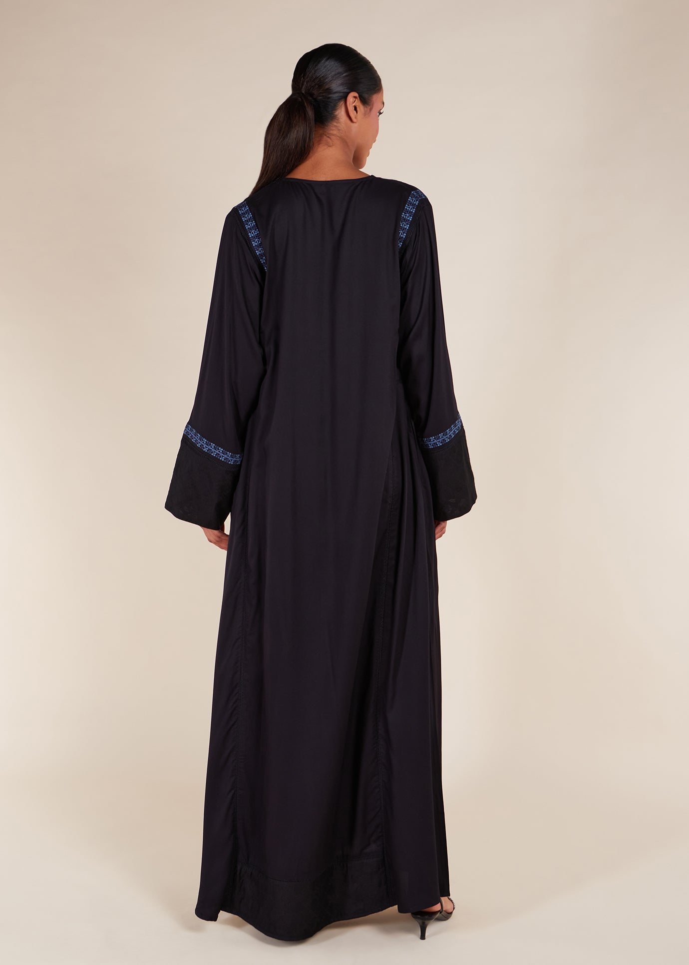 Tatreez & Tassels Abaya - Final Sale