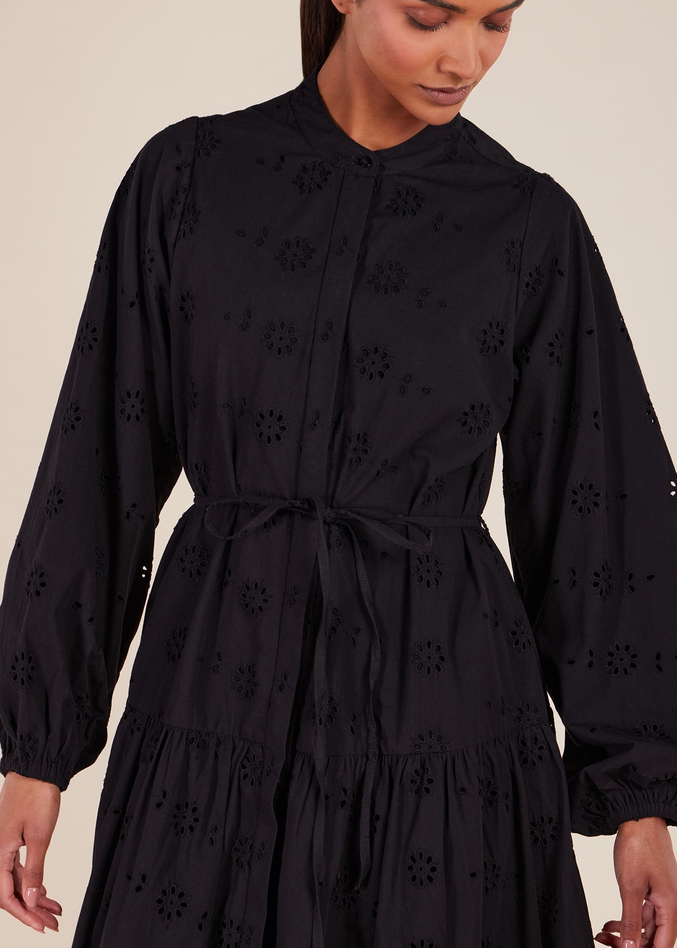 Broderie Maxi Black - Final Sale