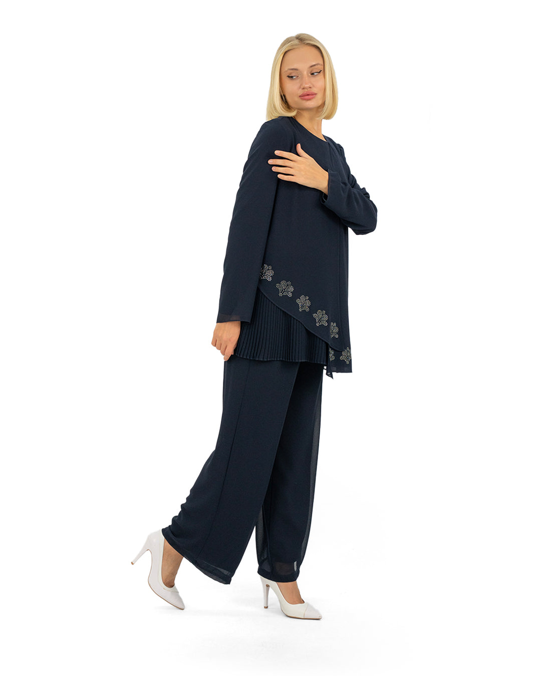 Two-piece set