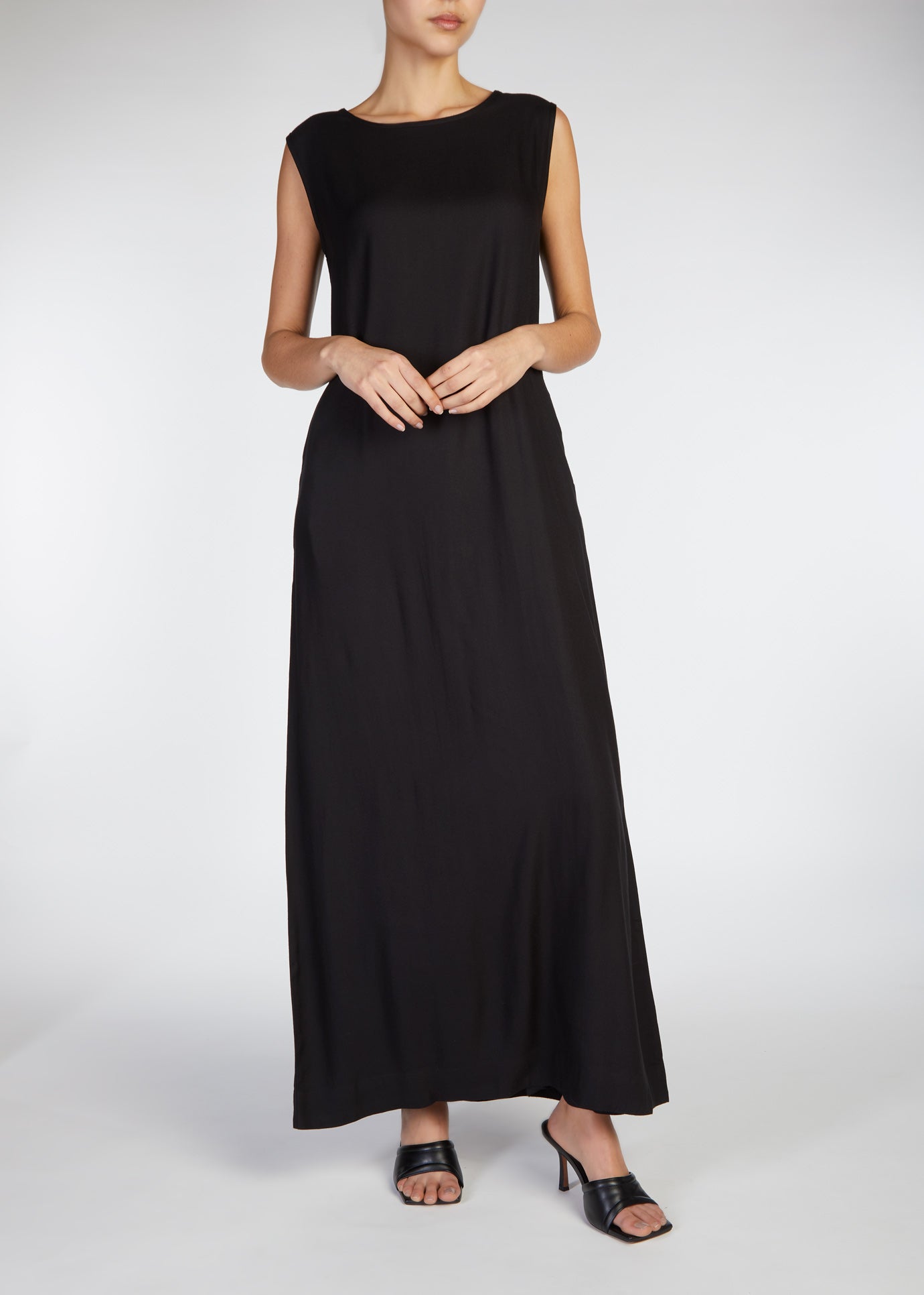 Full Slip Black
