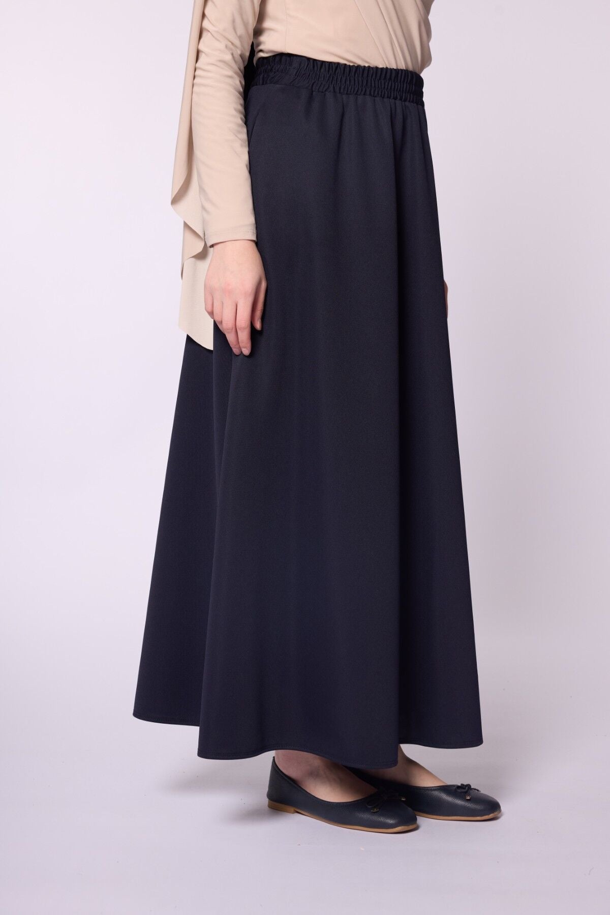 Pocket Detail Elastic Waist Plain A-Line Midi Skirt