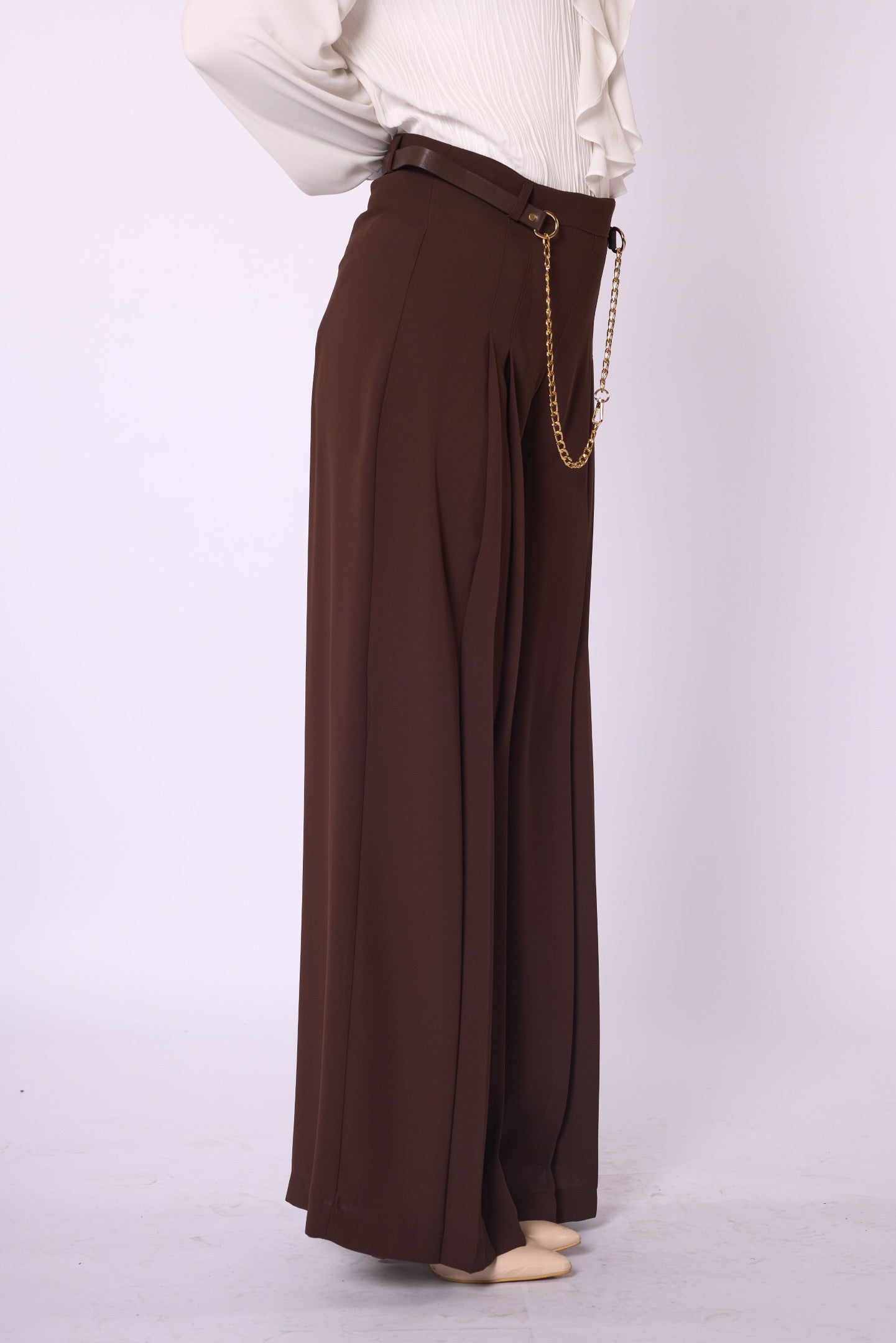 Chain Belt Pleated Relaxed Fit Pants