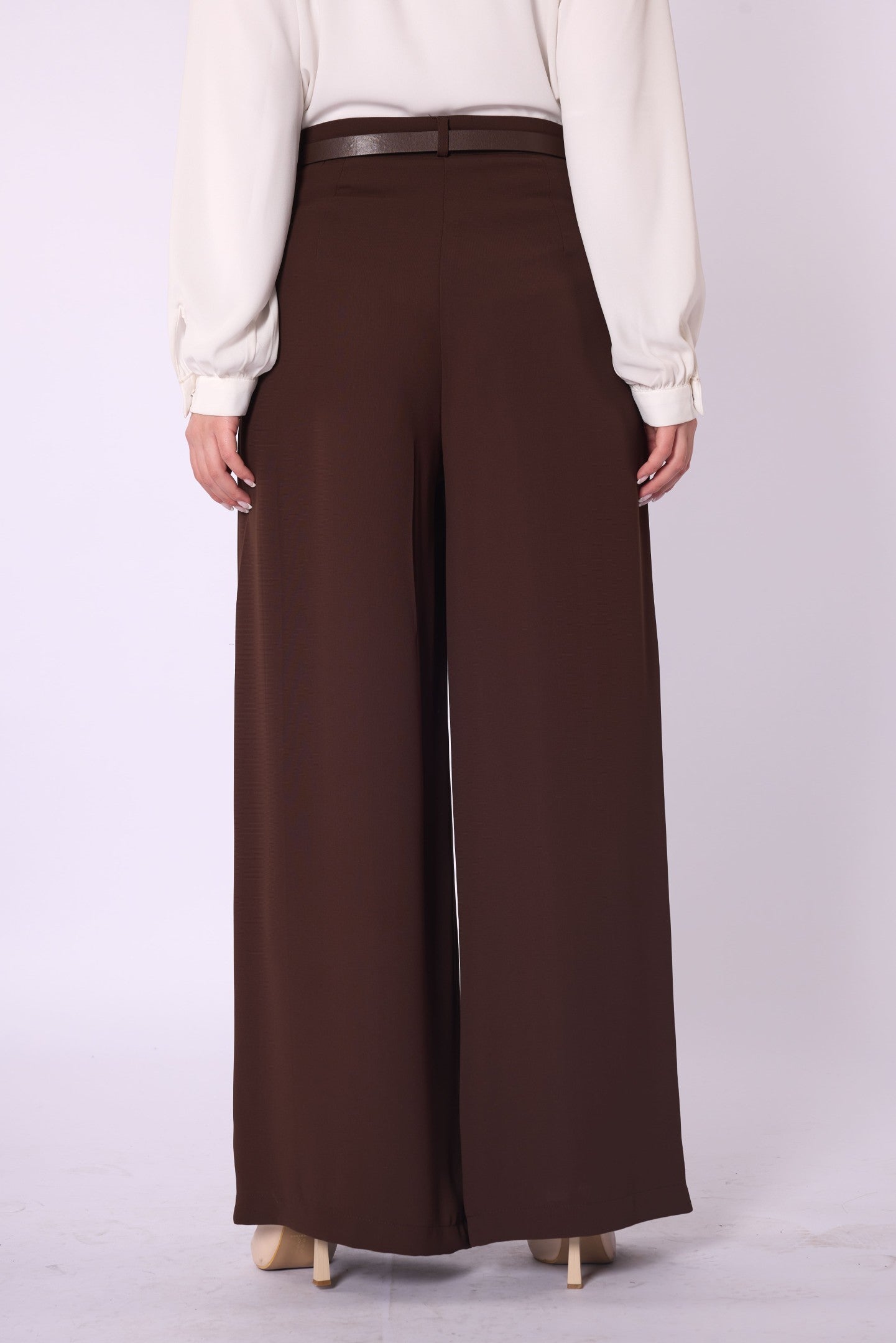 Chain Belt Pleated Relaxed Fit Pants